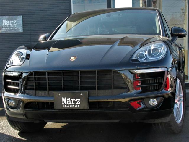 マカン(ポルシェ) 　Ｓ　ＰＤＫ　４ＷＤ　レザーシート　ＳＲ　スポーツクロノ　エアサス 中古車画像