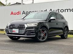 アウディ　ＳＱ５　ベースグレード　エアサスペンション　レッドキャリパー　シートヒーター