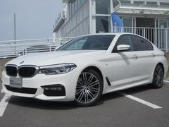 ＢＭＷ　５シリーズ　５３０ｉ　Ｍスポーツ　純正ナビゲーション　バックカメラ