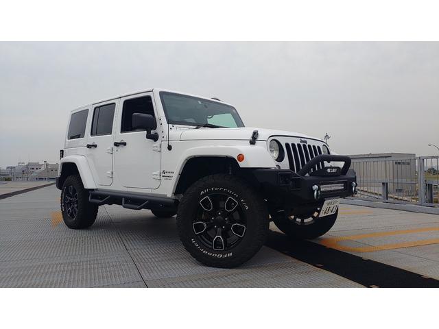 カリフォルニアマッドスターラングラー JL サイドステップ LEDライト