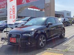 アウディ　Ａ１　１．４ＴＦＳＩ　コンペティションパッケージ　専用フロントスポイラー　専用サイドスカーフ