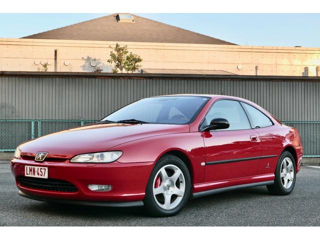 ディーラー車には設定の無い赤ソリッドにブラウンレザー ブレーキはＢｒｅｍｂｏ，マフラーはＳｕｐｅｒＳｐｒｉｎｔ　に交換