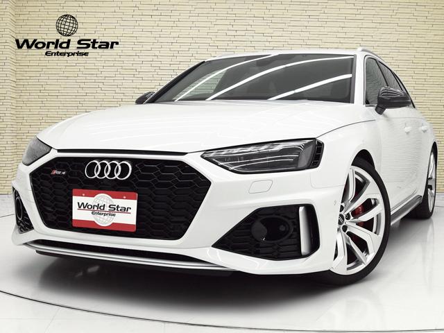 アウディ RS4アバント