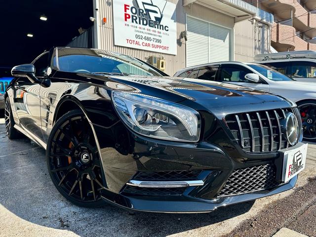 ＳＬ ＳＬ３５０　ＡＭＧスポーツＰＫＧ　ＡＢＣパッケージ　パナメリカーナグリル　ＦＯＲＧＩＡＴＯ２０インチ　　マジックスカイルーフ　ハーマンカードンオーディオ　純正ナビ　フルセグＴＶ　バックカメラ　ＥＴＣ　レザー（1枚目）