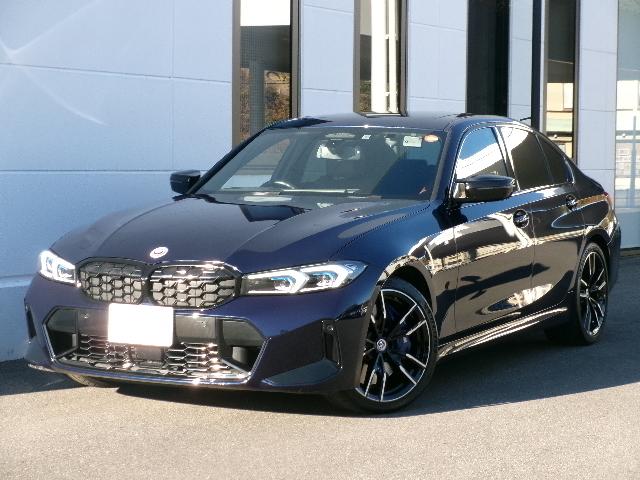 ３シリーズ(BMW) Ｍ３４０ｉ　ｘＤｒｉｖｅ　１９ＡＷ　Ｉｎｄｉｖｉｄｕａｌボディカラータンザナイトブルータルトゥーフォ革ガラスサンルーフハーマンカードンウッドパネルプライバシーガラスヘッドＵＰディスプレイオートトランク１オーナー認定中古車 中古車画像