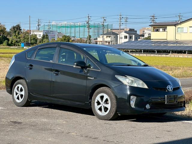 プリウス(トヨタ) Ｓ　純正ナビ（ＣＤ／ＦＭ／ＡＭ／ワンセグＴＶ／Ｂｌｕｅｔｈｏｏｔｈ／）盗難防止システム　キーレス　電動格納ミラー　ＨＩＤ　オートライト　オートエアコン 中古車画像