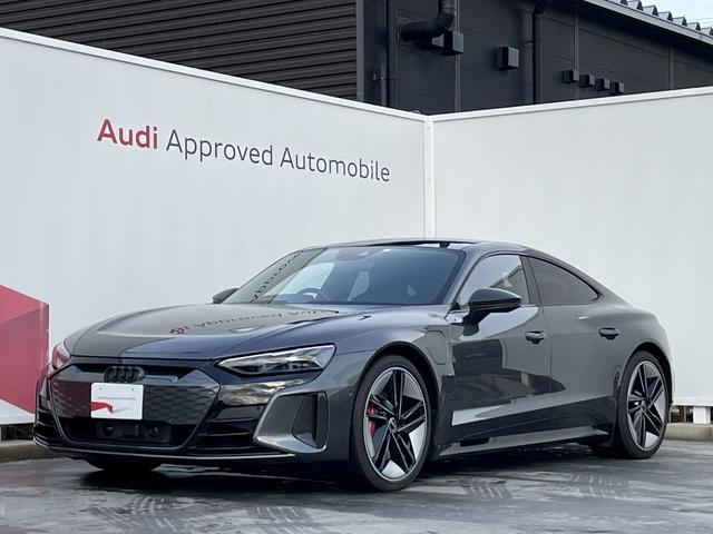 Ａｕｄｉ浜松では常時５０台の優良な中古車を展示・販売 店舗間で車両移動をしている場合もございます。事前来店予約がオススメです。