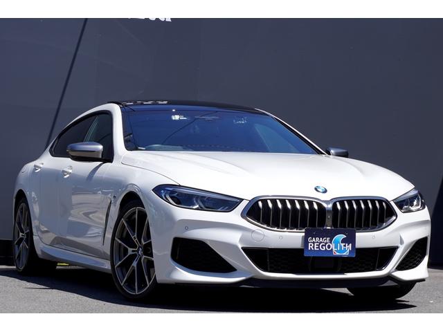 ＢＭＷ ８シリーズ Ｍ８５０ｉ　ｘＤｒｉｖｅ　グランクーペ　電動サンシェード付パノラミックサンルーフ