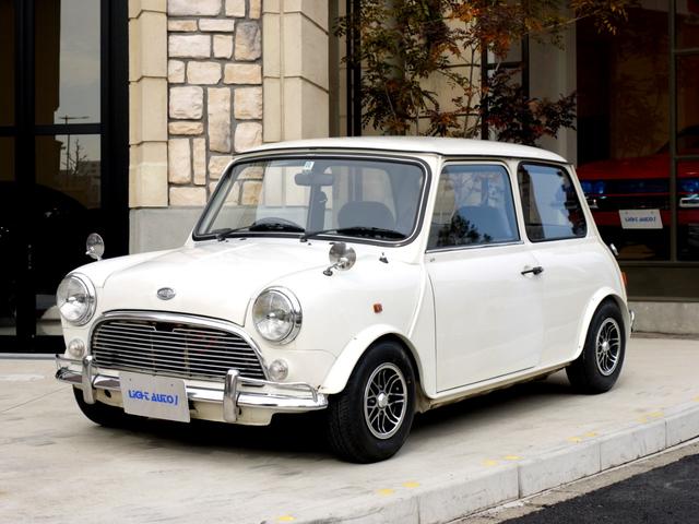 ローバー ｍｉｎｉ１ ３ｉの中古車 車体価格1万円 1995 平成7 年式 走行3 1万キロ 車体色ホワイト 愛知県名古屋市東区泉３丁目 株 ライトオート１ ｃｌａｓｓｉｃ ｖｉｎｔａｇｅ ｓｈｏｗｒｏｏｍの在庫 グーネット中古車