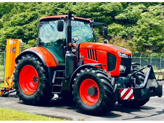 ＫＵＢＯＴＡ　Ｍ７　トラクター　ＫＵＢＯＴＡ　Ｍ７　５４０／６５Ｒ２８　６５０／６５Ｒ３８　３点ヒッチ装着　屋内保管車両