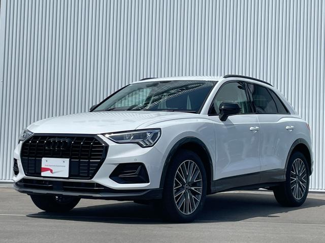 アウディ Ｑ３ ハイスタイル　２５０台限定車　コンビニエンス＆アシスタンスパッケージ　パーシャルレザー　アシスタンスパッケージ　１９インチアルミホイール　スマートフォンインターフェイス