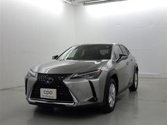 UX UX250h バージョンC レクサス認定中古車CPO ブラインドスポットモニター L Tex/ブラック フロアマット(純正) ドライブレコーダー(社外 コムテック/前後) アルミホイール 中古車画像