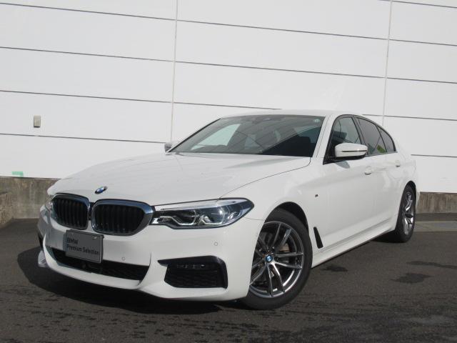 ５シリーズ(BMW) ５２３ｄ　ｘＤｒｉｖｅ　Ｍスピリット　全方位カメラ／１８インチホイール／純正ナビゲーション／ＴＶチューナー／ＬＥＤヘッドライト／電動シート 中古車画像