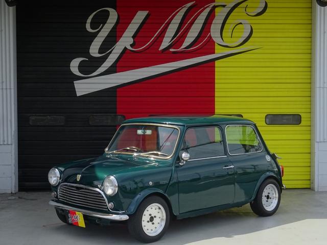 ＭＩＮＩ ポールスミス　マニュアルミッション　外装Ｍｋ１仕様　ＦＲＰトランク　ＳＳＲＭｋ１１２インチアルミホイール　センターマフラー　砲弾ドアミラー　ウッドステアリング（1枚目）