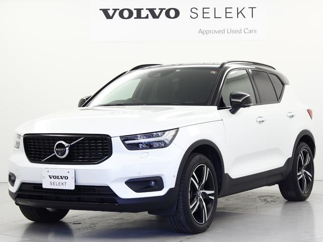 ボルボ ＸＣ４０ Ｔ４　ＡＷＤ　Ｒデザイン　２０１９年モデル　１オーナー　Ｔ４　ＡＷＤ　アクティブベンディング機能付ＬＥＤヘッドライト　ＨＤＤナビゲーション　地デジ　ＥＴＣ２．０　Ａｐｐｌｅ　Ｃａｒ　Ｐｌａｙ対応　純正１９インチアルミホイール