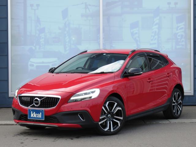 ボルボ Ｖ４０ クロスカントリー　Ｔ５　ＡＷＤ　サマム　１オーナー　電動白革シート　純正ナビ　ＡＣＣ　ＬＥＤライト　シートヒーター　衝突軽減ブレーキ　レーンアシスト　バックカメラ　純正１８ＡＷ　ＥＴＣ２．０