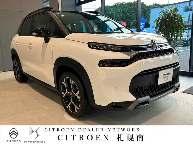 C3AIRCROSSSUV（シトロエン）シャインパック　当社試乗車　ガラスルーフ　グリップコントロール　ＨｉＦｉスピーカー　アドバンスドコンフォートシー　Ｃａｒｐｌａｙ／ＡｎｄｒｏｉｄＡｕｔｏ　クルコン　オールシーズンタイヤ　純正１７インチＡＷ 中古車画像