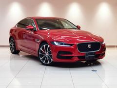 ジャガー　ＸＥ　ＸＥ　ＳＥ　レーシングレッドメタリック１オーナー　本革