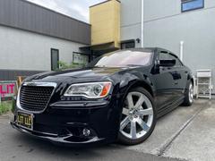 クライスラー・300 SRT8 ガラスSR/赤革/前所有者女性 中古車画像