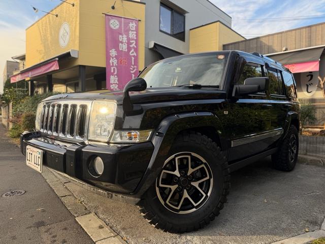 ジープ・コマンダー リミテッド4.7 サンルーフ/革/ナビ/Bカメ/ETC/フローマスター40(ノーマル有)/ルビコンホイール&タイヤ(ノーマル有)(1枚目)