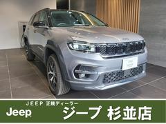 クライスラー・ジープ　ジープ・コマンダー　リミテッド　サンルーフ　登録済み未使用車　ディーゼルエンジン