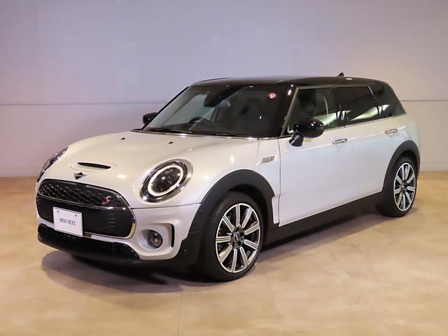 ＭＩＮＩ ＭＩＮＩ クーパーＳＤ　クラブマン　クラシック・トリム　衝突被害軽減ブレーキ搭載　フロントヒーター付ブラックレザーシート　タッチＨＤＤナビ・ＥＴＣ２．０　パークセンサー付バックカメラ　デジタルメーター　１８ｉｎ２トーンＡＷ