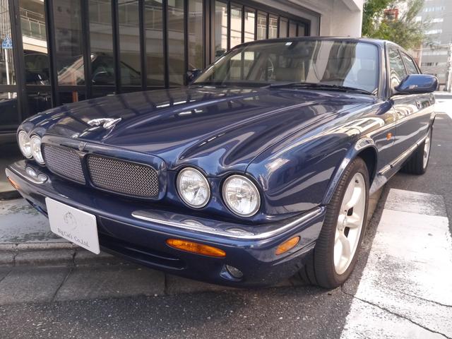 XJ(ジャガー)XJR 4.0スーパーチャージドV8 XJ(ジャガー)XJR 4.0スーパーチャージドV8