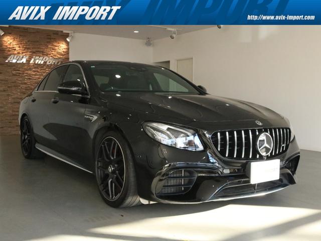 Ｅクラス(AMG) Ｅ６３　Ｓ　４マチック＋　エクスクルーシブＰＫＧ　右Ｈ正規Ｄ車　パノラミックＳＲ　黒ナッパ革　シートヒーター＆ベンチレーター　純正ナビ　ＣａｒＰｌａｙ　Ｂｕｒｍｅｓｔｅｒ　全周カメラ＆ＰＴＳ　ＨＵＤ＆ＲＳＰ　赤キャリパー　Aftermarketグリル　純正２０ＡＷ 中古車画像