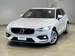 ボルボ　Ｖ６０　Ｂ４　モメンタム　レザーシート　シートヒーター