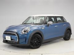 ＭＩＮＩ　ＭＩＮＩ　クーパー　クラシック　トリム　１６インチブラックＡＷ
