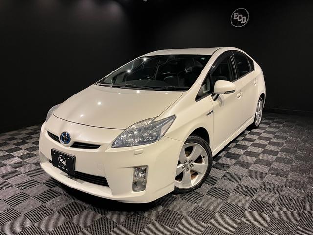 トヨタ プリウス Sツーリングセレクション ナビ／バックカメラ  