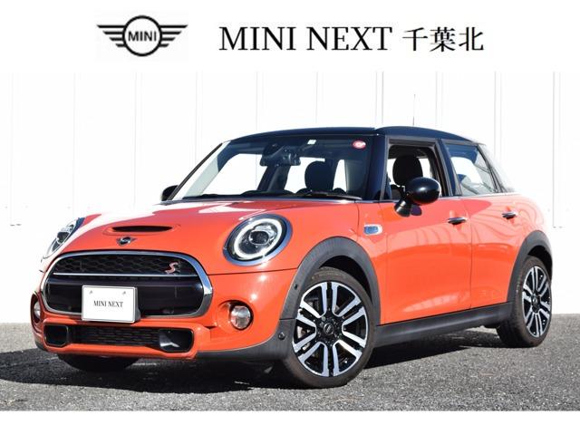 ＭＩＮＩ ＭＩＮＩ クーパーＳＤ　認定中古車　ｉＤｒｉｖｅナビゲーション　アクティブクルーズコントロール