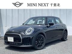 ＭＩＮＩ　ＭＩＮＩ　ミニ　クーパー　５Ｄｒ　認定中古車