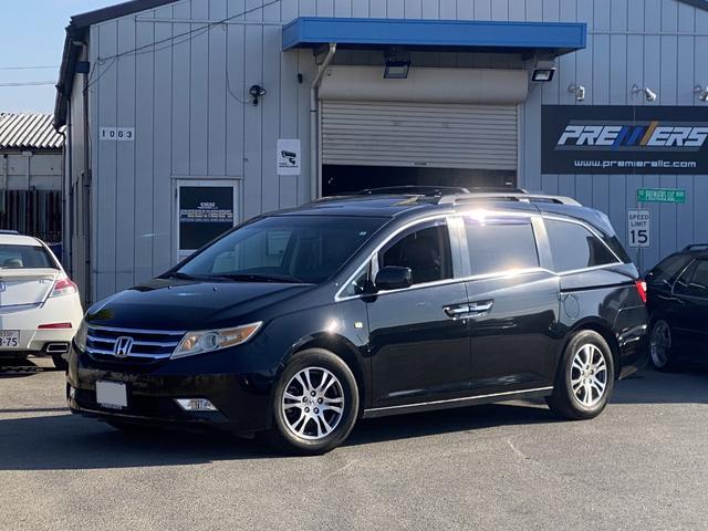 オデッセイ(ホンダ) ＥＸ−Ｌ　サンルーフ　レザーシート　１７インチアルミ　ルーフレール　クロスバー　クルーズコントロール　両側電動スライドドア　パワーテールゲート　ＥＴＣ　ナビ付 中古車画像