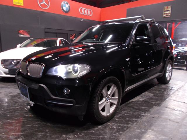 ＢＭＷ Ｘ５ ３．０ｓｉ　２００８年モデル　ディーラー整備車両　整備記録簿　４ＷＤ　アルミ付き夏冬合計８本　パノラマガラスサンルーフ　キセノンヘッドライト　３列シート７人乗り　黒革シート　純正ＨＤＤナビ　クルコン　ＥＴＣ