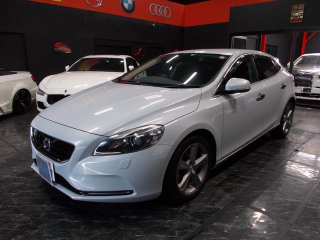 ボルボ V40 T4 SE ディーラー整備車両 整備記録簿の中古車