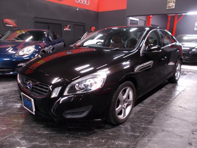 Ｓ６０(ボルボ) Ｔ４　スカンジナビアン・リミテッド　４０台特別限定車　セーフティパッケージ　衝突軽減ブレーキシステム　側面衝突吸収システム　レーンキープアシスト 中古車画像