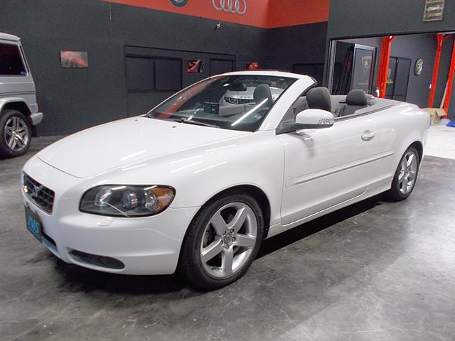 ディーラー整備車両の程度良好な人気Ｔ５ターボ！ Ｃ７０左ハンドル！今まですべてディーラーメンテナンスのお車です！