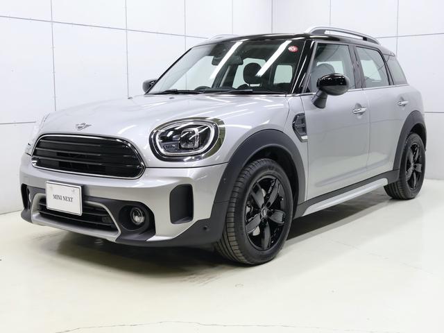 ＭＩＮＩ ＭＩＮＩ クーパーＤクロスオーバープレミアム＋Ｐクラシクトリム　認定中古車　純正ナビ　ＡＣＣ　シートヒーター　バックカメラ　前後センサー　電動テールゲート　ＬＥＤヘッドライト