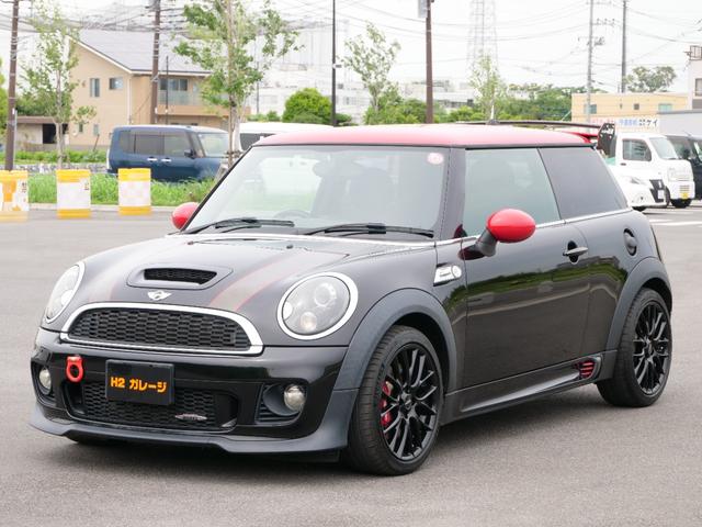 ジョンクーパーワークス　ジョンクーパーワークス（４名）キセノンヘッドライト　パドルシフト　スポーツボタン　ＥＴＣ