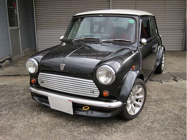 ローバー ＭＩＮＩ クーパー１．３ｉ　右ハンドル　マニュアル車　盗難防止装置　エアロ　ＡＷ　ＣＤ　ウッド調パネル　バケットシート