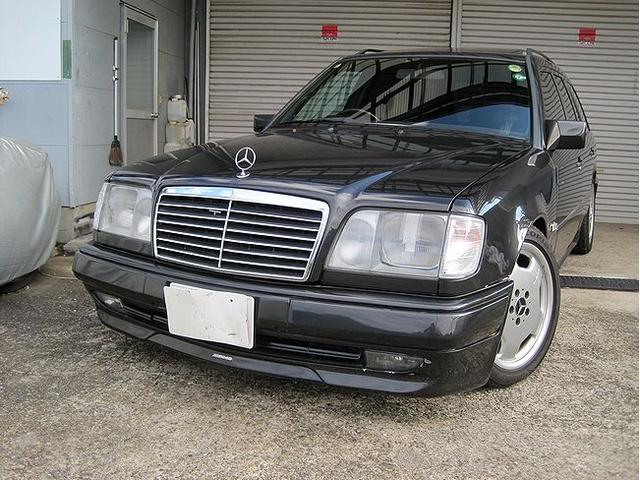 Eクラスステーションワゴン E320ステーションワゴン AMGスタイル!ATO/H済み!(1枚目)