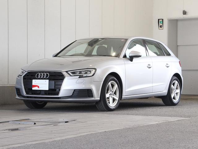 アウディ Ａ３ スポーツバック１．４ＴＦＳＩ　ＴＶチューナー　ＬＥＤヘッドライト　衝突被害軽減ブレーキ