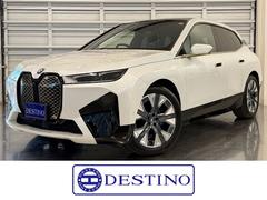 iX xDrive 40 スポーツパッケージ/2023年式/スカイラウンジパノラマグラスルーフ/フルレザーシート/パワーシート/シートヒーター/ベンチレーション 中古車画像