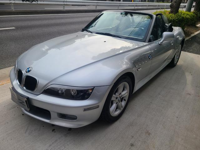 Ｚ３ロードスター(BMW) ２．２ｉ　後期最終モデル　５ＭＴ　幌交換済　ＨＩＤ　イカリング　ホワイトウインカー 中古車画像