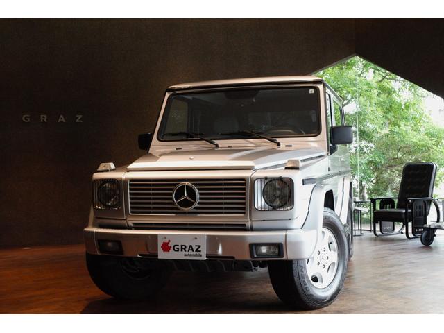 Ｇ３２０　ショート　左ハンドル　電動サンルーフ　ディーラー車　エアコン　ファブリックーシート　パワーシート　電動調節ミラー　クルーズコントロール　電動サンルーフ　プライバシーガラス　カロッツェリア