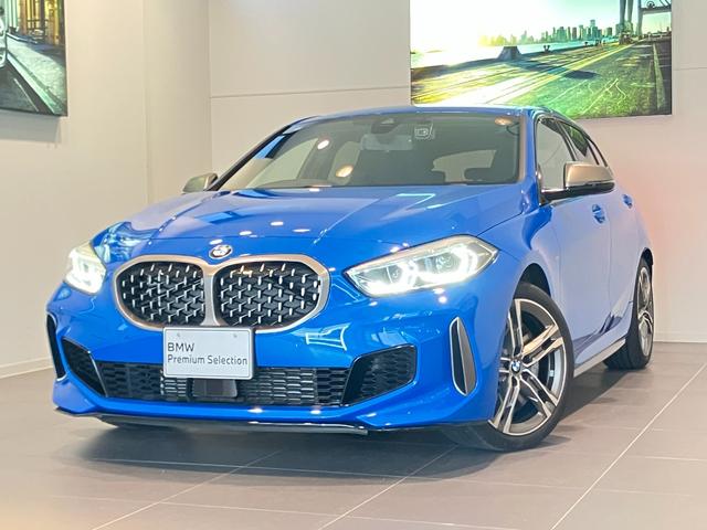 1シリーズ(BMW) M135i xDrive 認定中古車 BMW アロイ ホイール ダブルスポーク アダプティブ サスペンション  M スポーツ ブレーキ  M スポーツ ステアリング  コンフォート アクセス システム 中古車画像