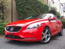流麗なルーフラインのクーペフォルムＶ４０上級Ｔ４ＳＥ 先進ＶＯＬＶＯ独自の安心安全走行機能に低燃費を誇るスポーティエレガント車