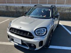 ＭＩＮＩ　ＭＩＮＩ　クパＳＥクロスオバオル４プレミアム＋Ｐクラシクトリム　弊社デモカー　アップルカープレイ　禁煙車