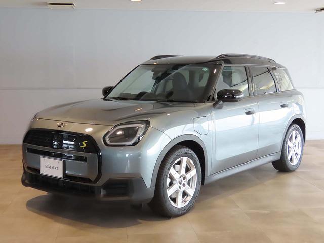 ＭＩＮＩ ＭＩＮＩ カントリーマンＳＥオール４　クラシック　トリム　禁煙車
